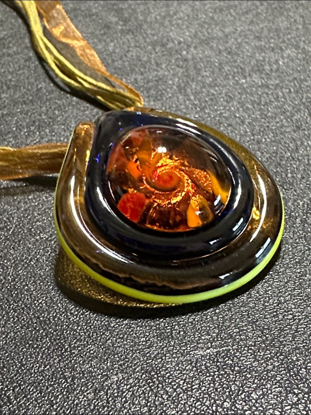 Vintage Art Deco Glass Teardrop Pendant Multi-Strand Corded Necklace - Picture 4 of 14